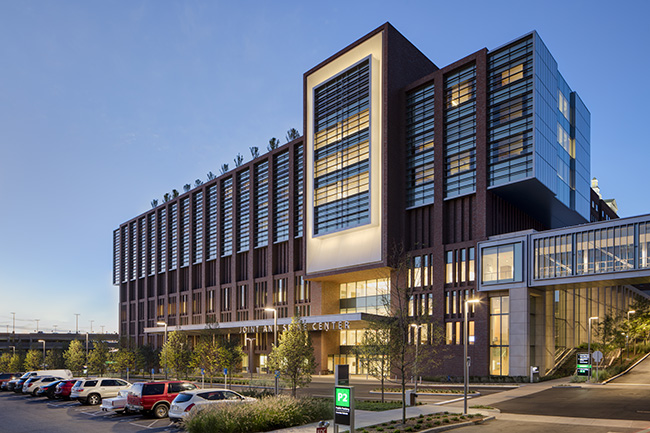 exterior view of Christ Hospital Joint and Spine Center, Cincinnati OH