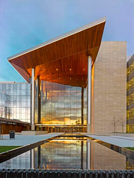 Exterior view from Secured Courtyard to the Courthouse Atrium looking east.