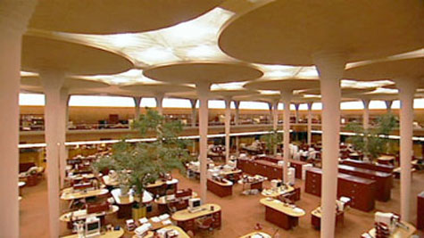 Interior of the Johnson Wax Administration Center's administration building features dentriform (tree-like) columns
